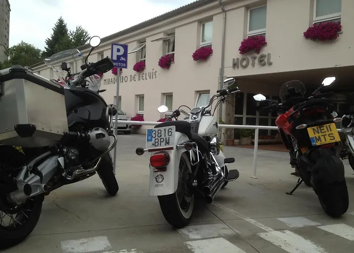 Hotel Parking Miradoiro de Belvís
